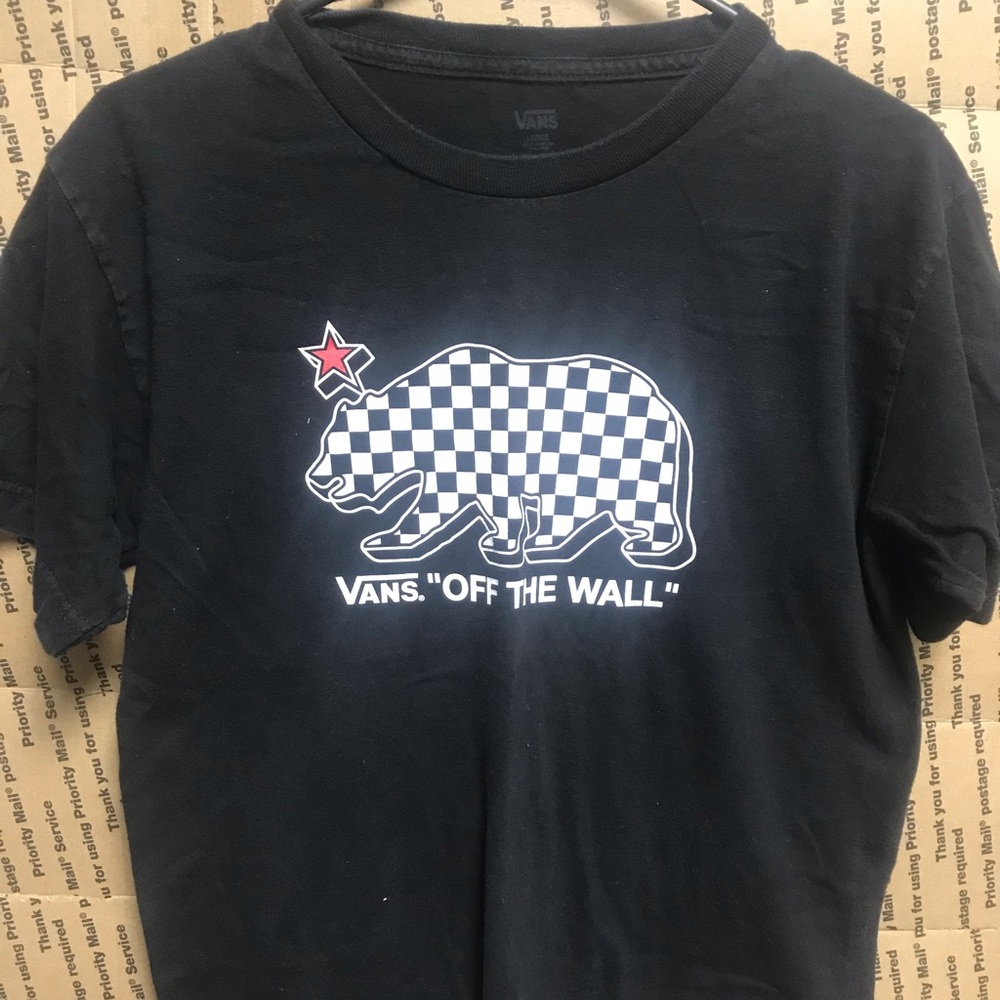 Vans T-shirt size large. Great condition. Smoke free home. No holes or tears.